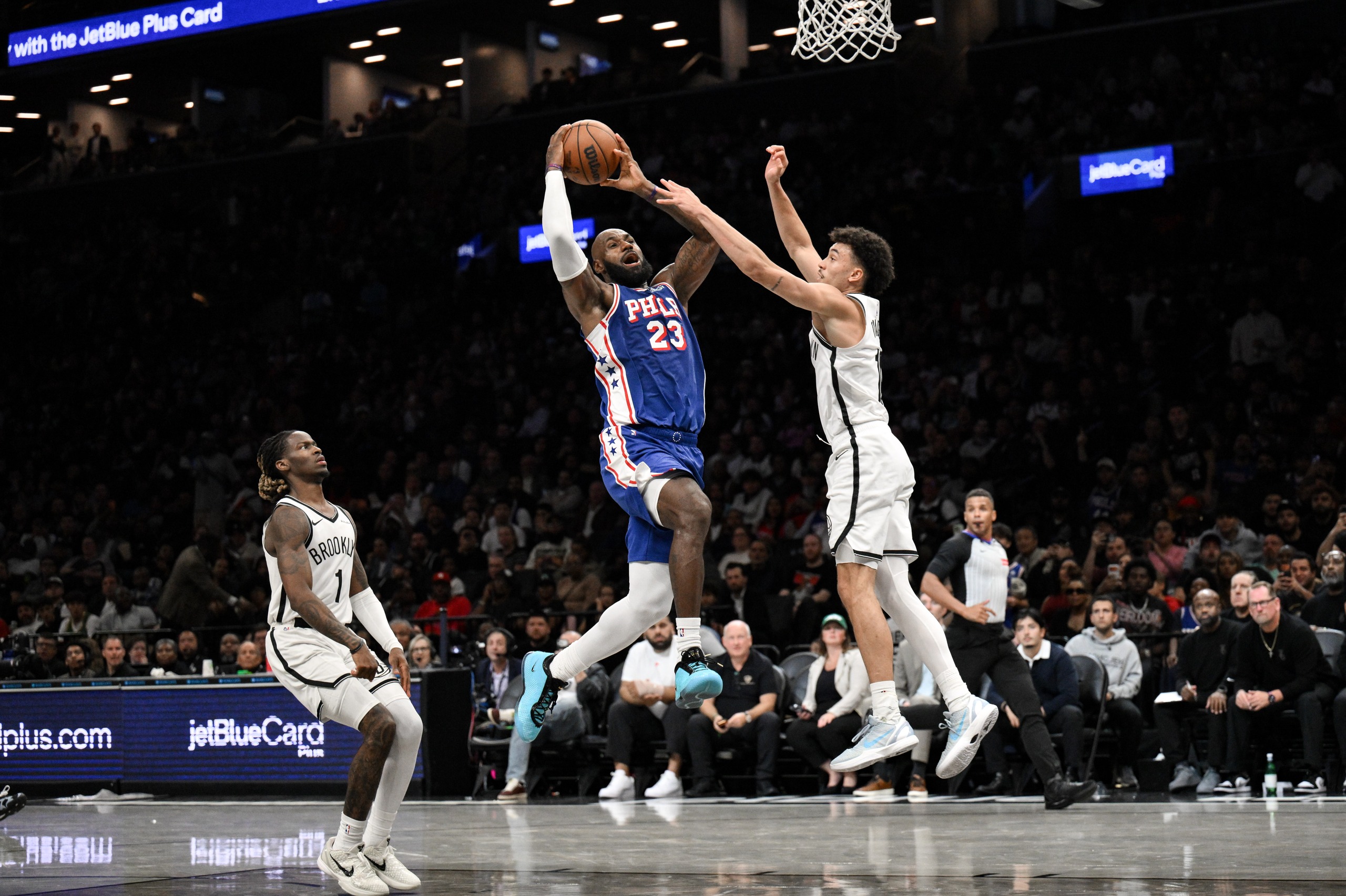 LeBron James backs Knicks repeat despite joining 76ers